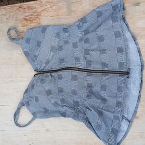 Blck and white checkered shirt